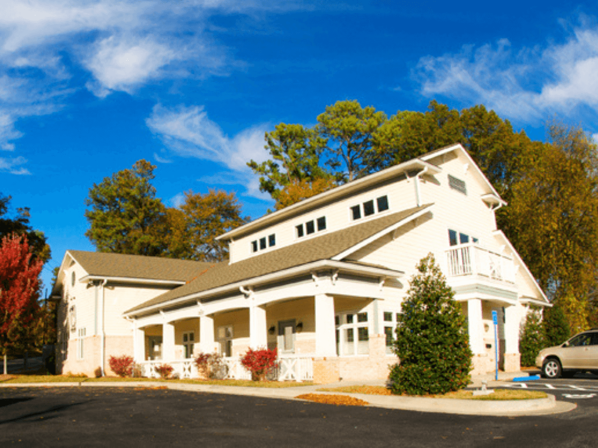 About Treehouse Animal Clinic | Vet In Atlanta, GA 30318